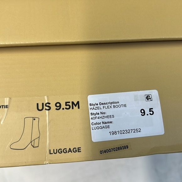 Michael Kors Women’s Hazel Flex Bootie- 9.5M - Picture 6 of 12